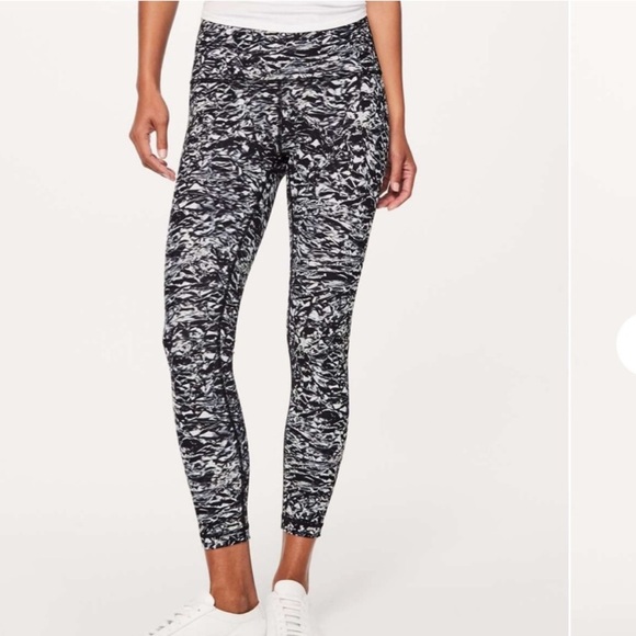 Lululemon Wunder Under Hi-Rise 7/8 Tight 25" m7. - Picture 15 of 16